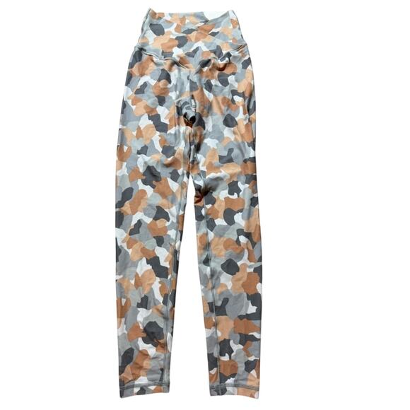 Aerie OFFLINE Camo 7/8 Leggings Size Small High-Waisted Soft &‎ Stretchy New - Picture 1 of 4